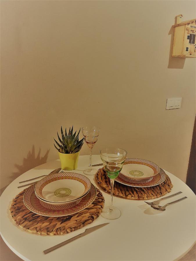 Apartamentos Callampa Torrejon el Rubio Bagian luar foto